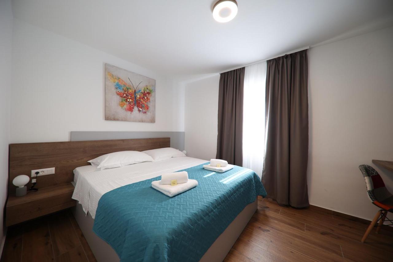 Apartmani Diklo Zára Kültér fotó