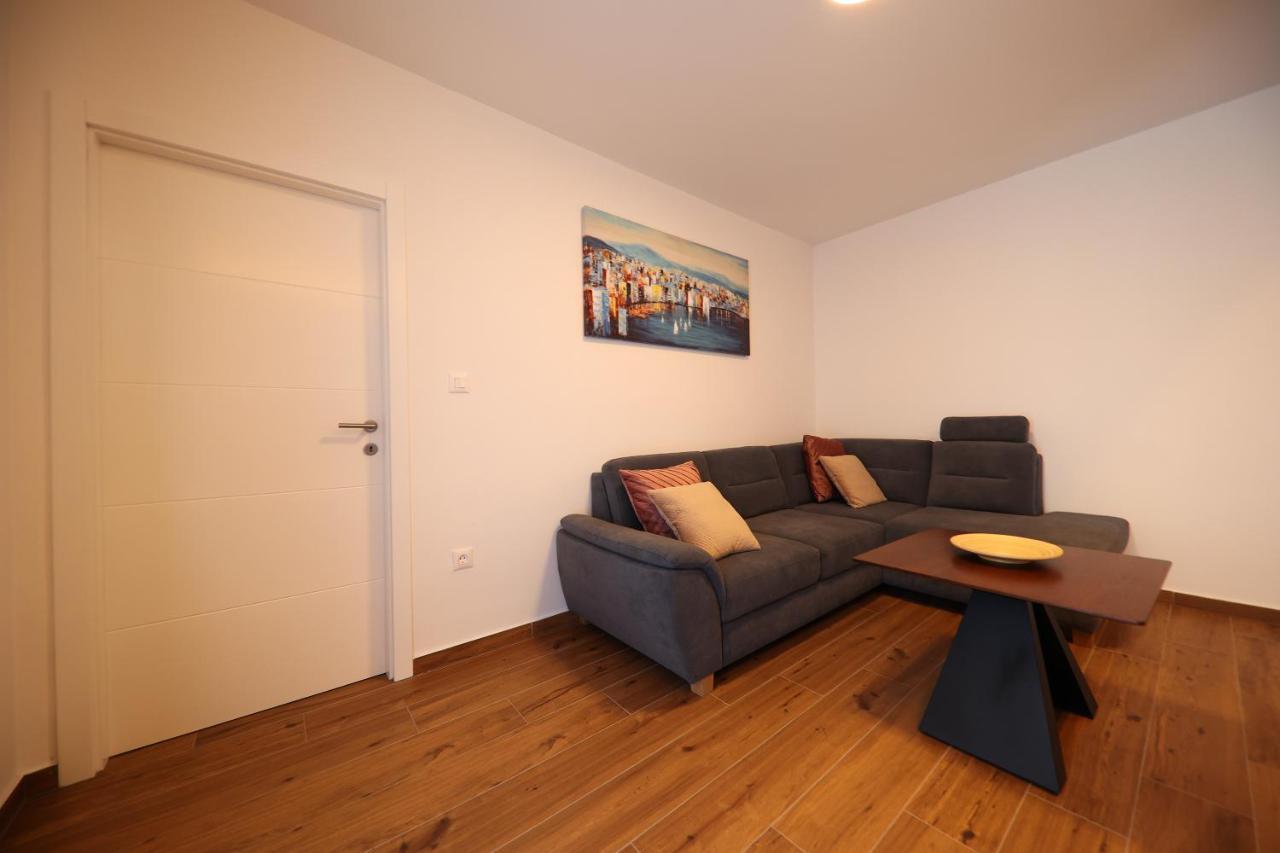 Apartmani Diklo Zára Kültér fotó