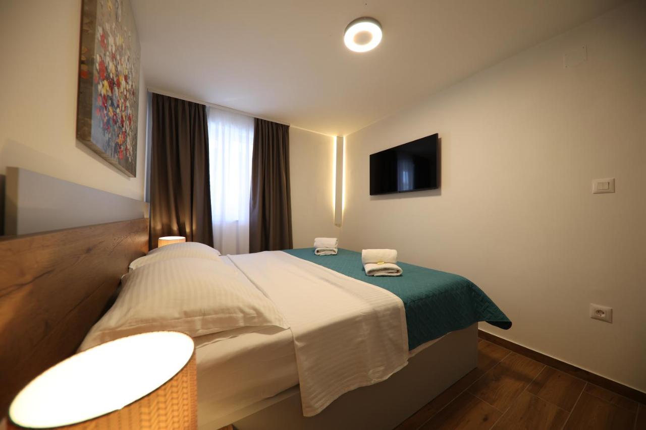 Apartmani Diklo Zára Kültér fotó