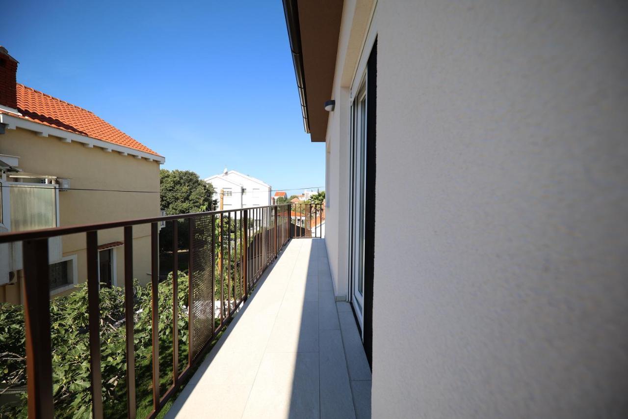 Apartmani Diklo Zára Kültér fotó