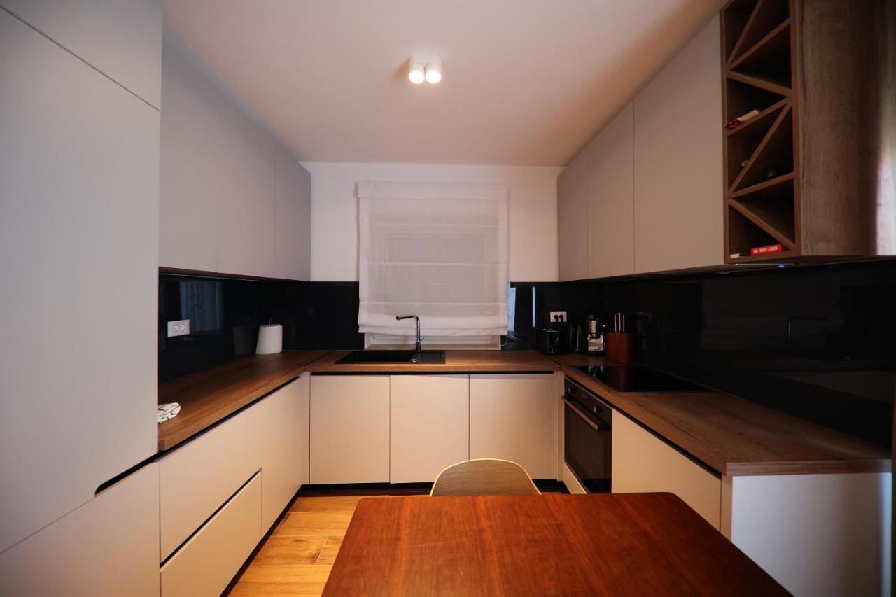 Apartmani Diklo Zára Kültér fotó