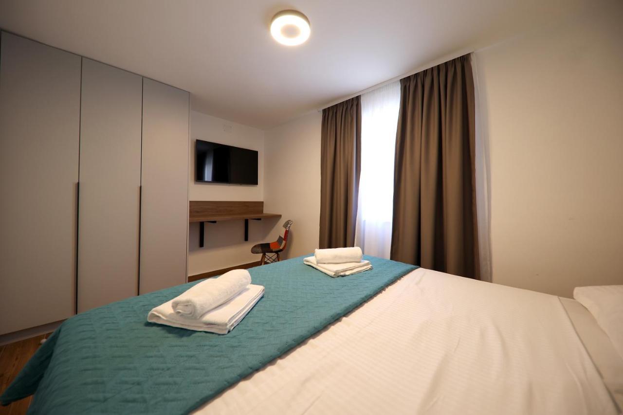 Apartmani Diklo Zára Kültér fotó